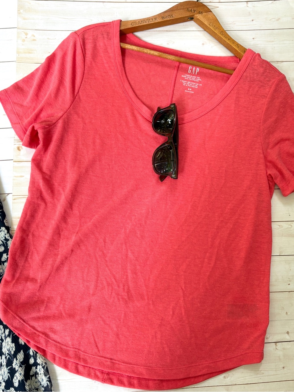 Gap linen blend tee
